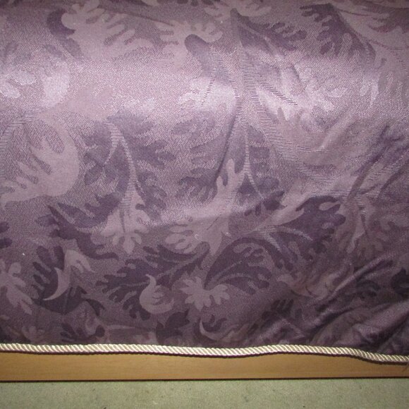 Eggplant Jacquard Roman Theme Reversible Duvet Cover - King - Picture 4 of 16